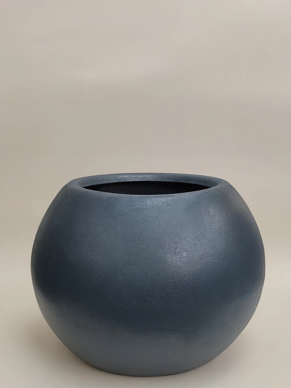 Küre Beton Saksı No 1 Ø39cm Antrasit - saksilar - Lalezar Botanik